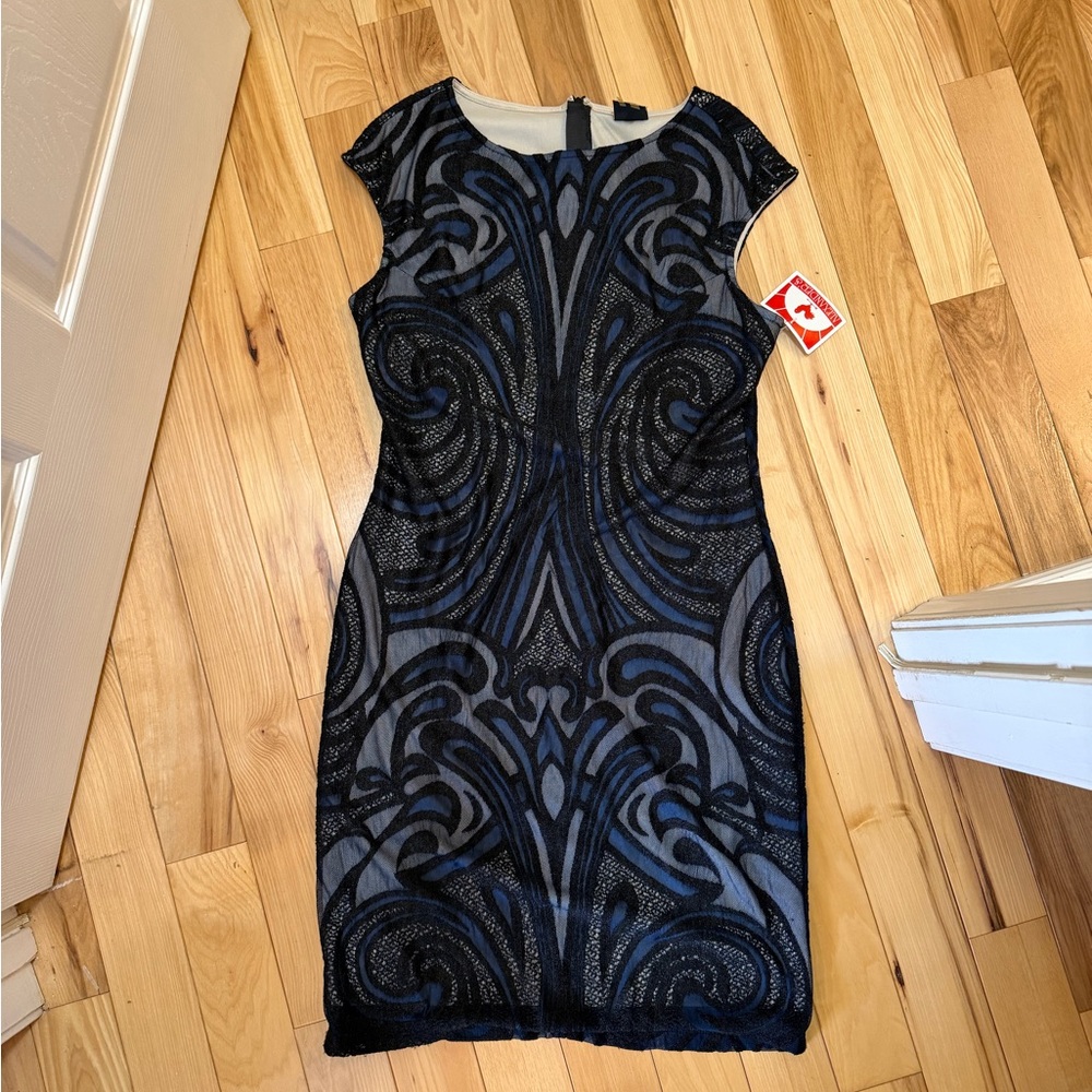 Julia Jordan Black and Gray Swirl Mini Dress
